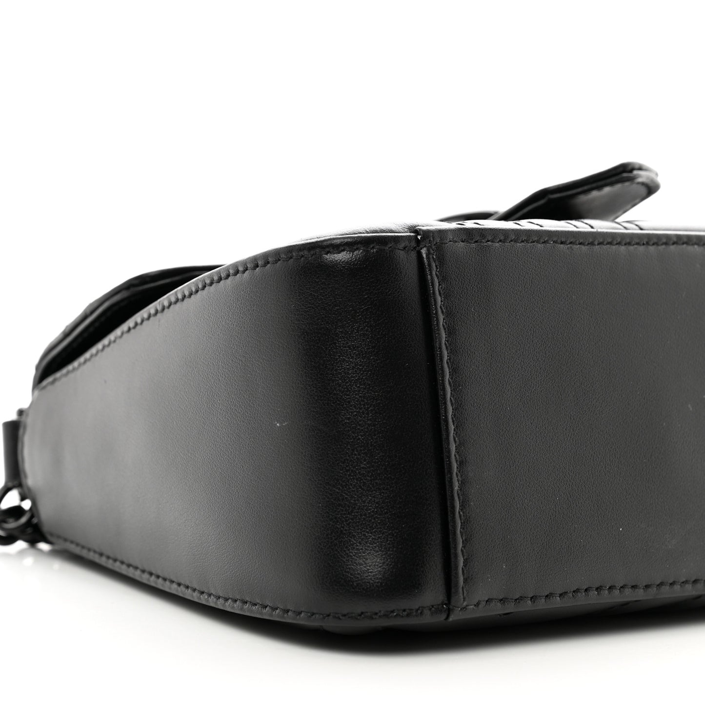 Calfskin Matelasse Monochrome Mini GG Marmont Top Handle Shoulder Bag Black