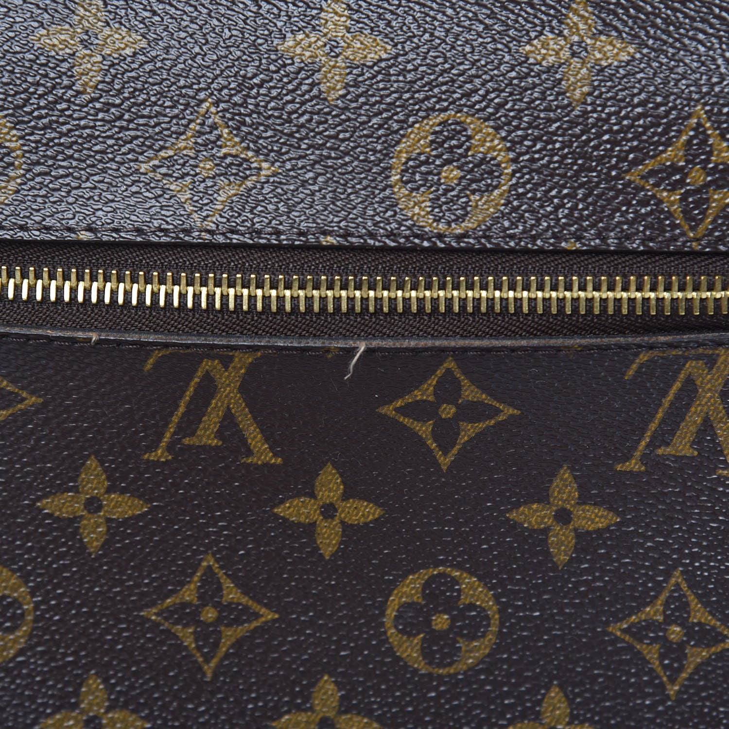 Louis Vuitton Monogram Pochette Metis 8 of 17