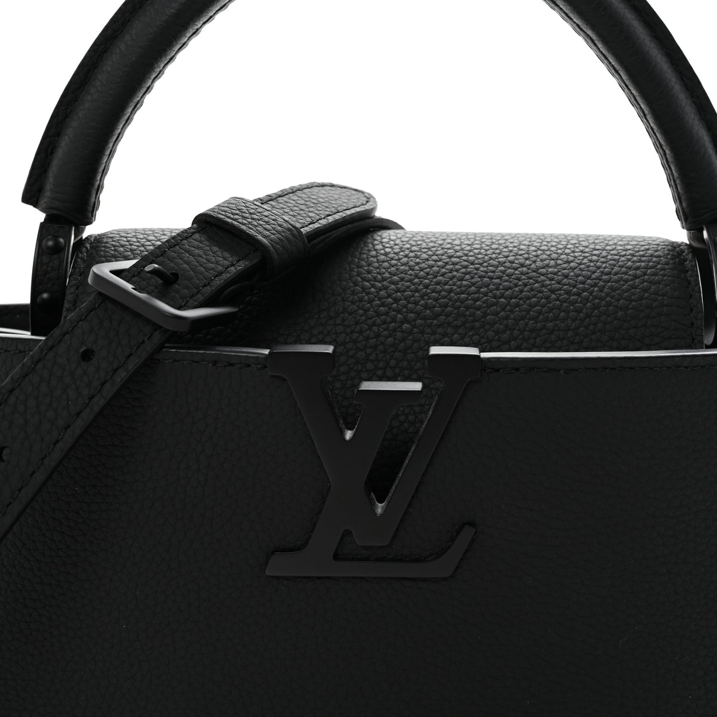 Taurillon Capucines East West MM Matte Black
