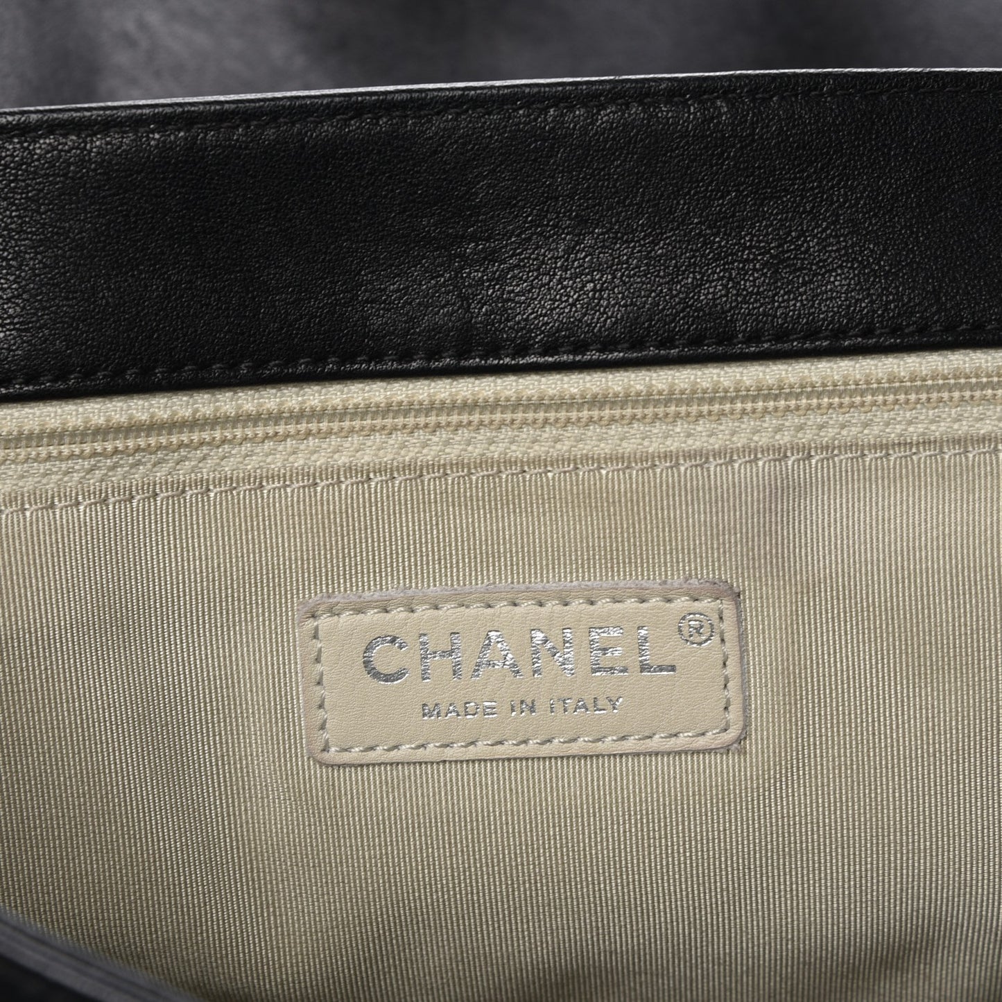 Washed Lambskin Quilted Maxi Chain Around Flap Black