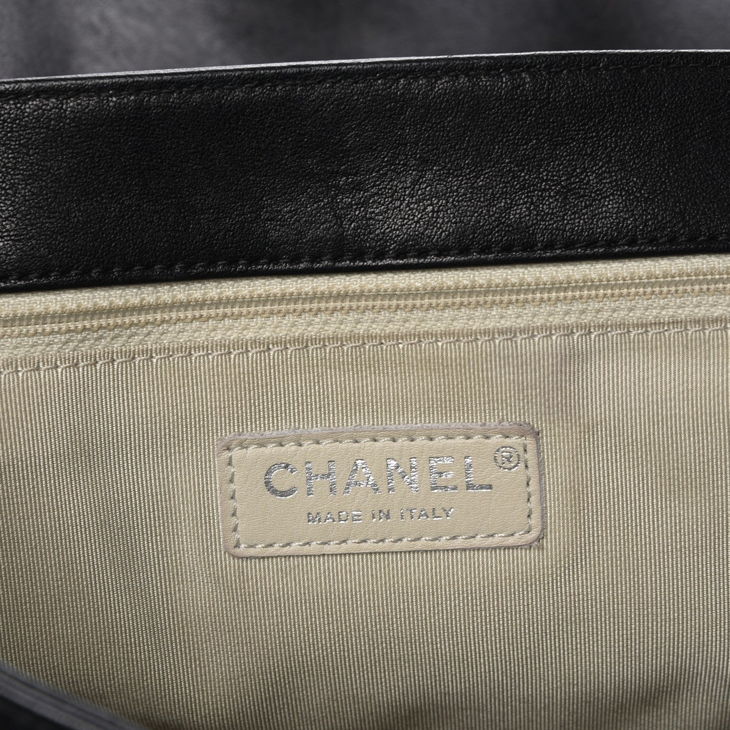 Chanel Washed Lambskin Quilted Maxi Chain Around Flap Black 7 of 8