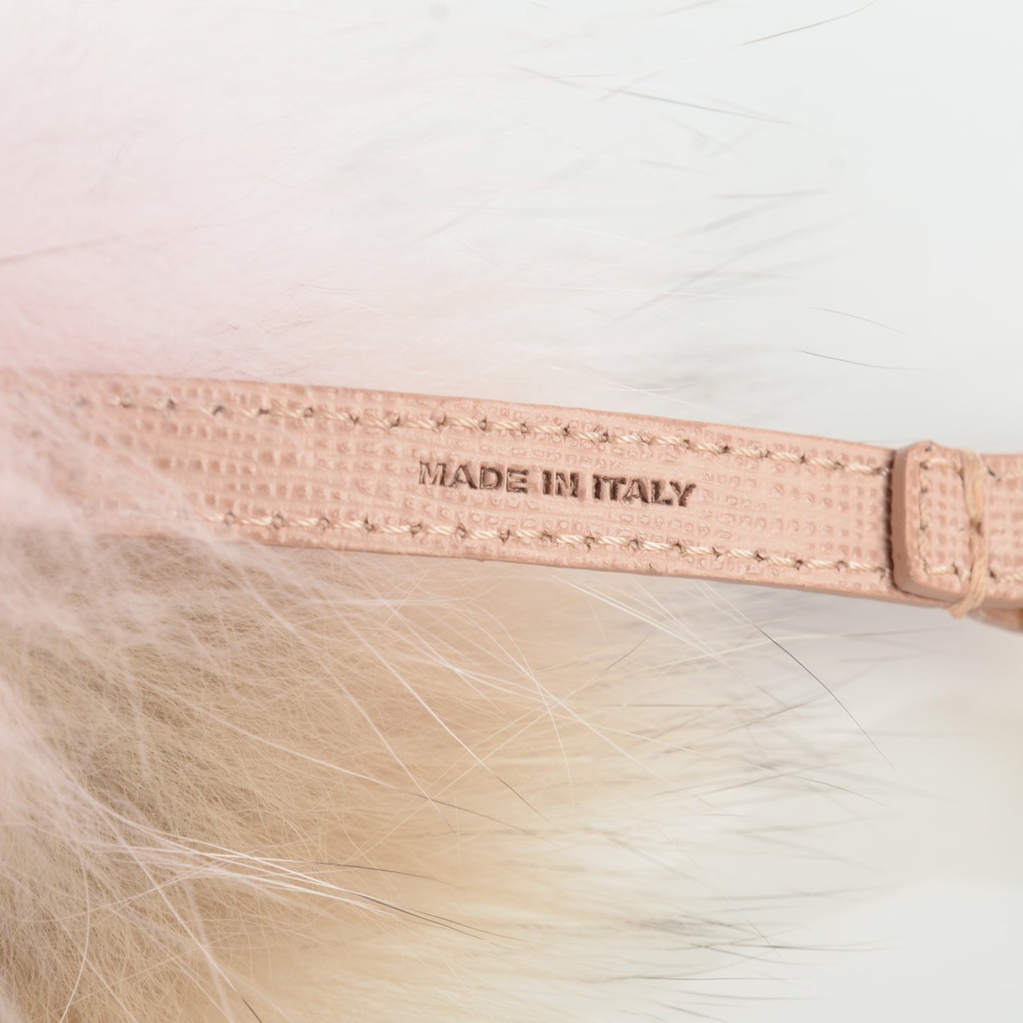 Fox Fur Vitello Elite Bi-Color Pom Pom Bag Charm Rosa Cammello Cipria