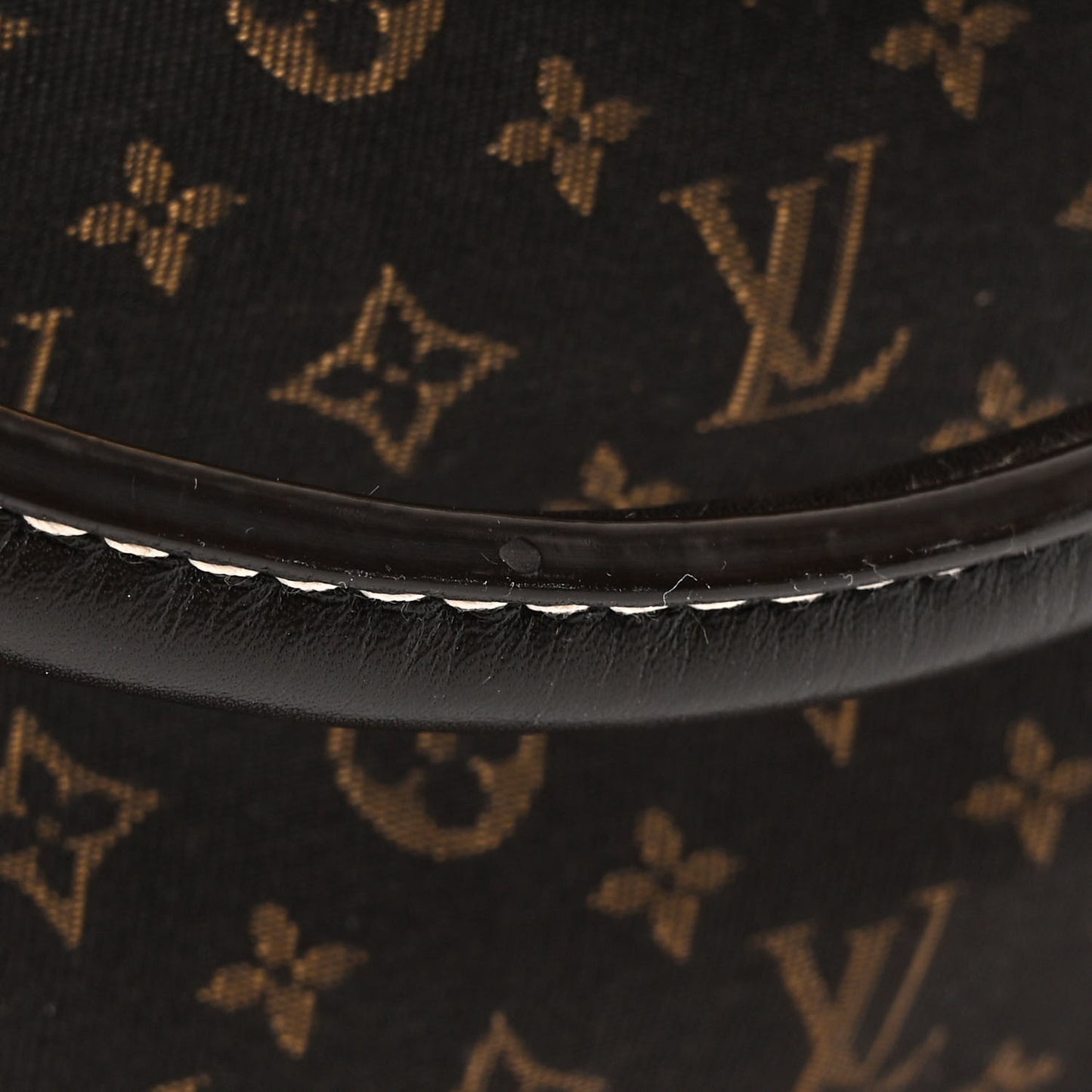 Monogram Idylle Elegie Fusain