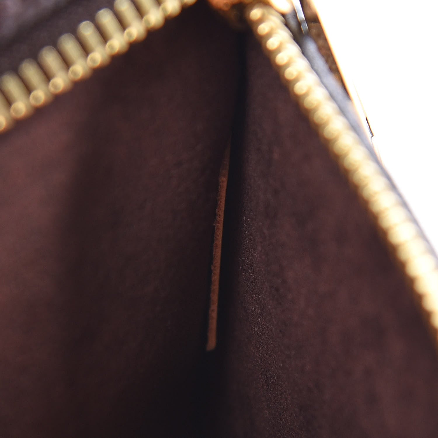 Louis Vuitton Monogram Pochette Metis 9 of 9