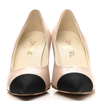 Chanel Shiny Calfskin Grosgrain Cap Toe CC Pearl Pumps 39 Beige Black 2 of 9