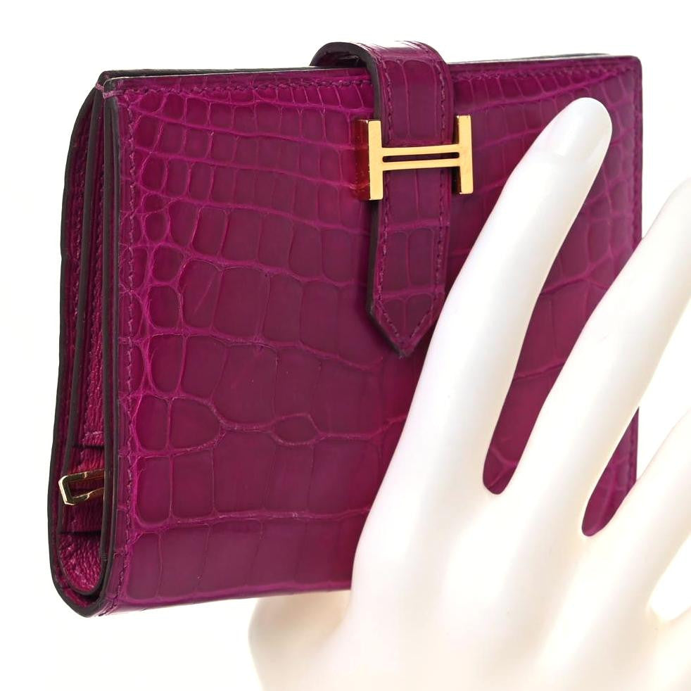 Matte Alligator Bearn Compact Wallet Rose Scheherazade