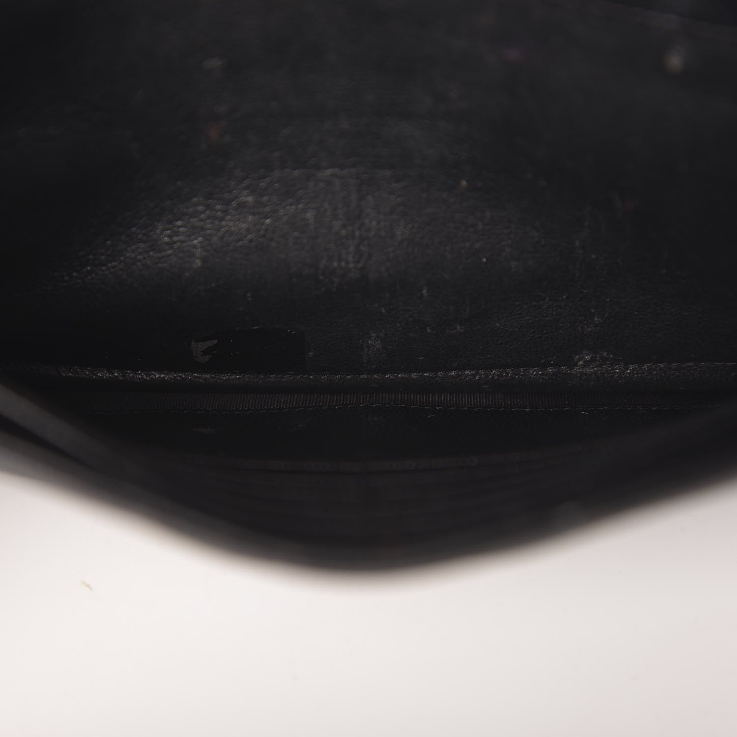 Saint Laurent Grain De Poudre Matelasse Chevron Monogram Chain Wallet Black 12 of 18