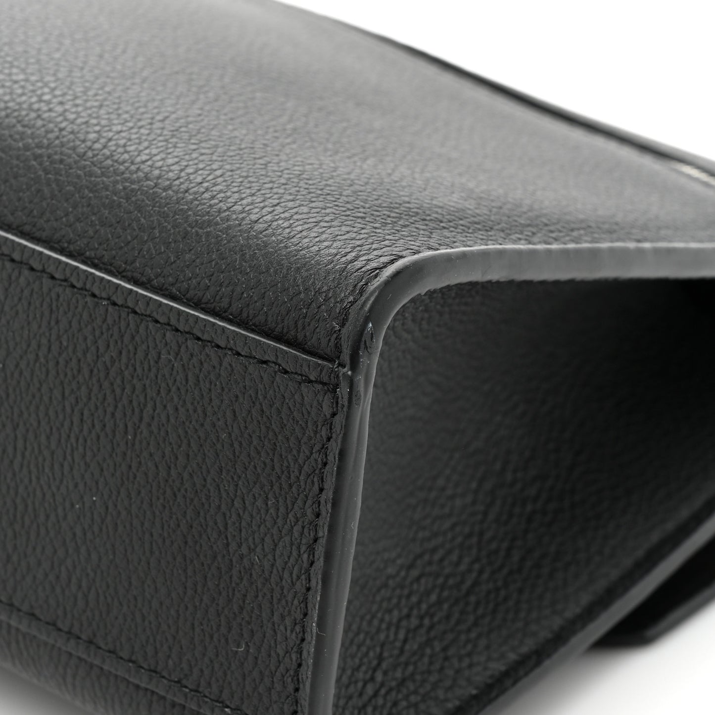 Soft Calfskin Mylockme Chain Bag BB Black
