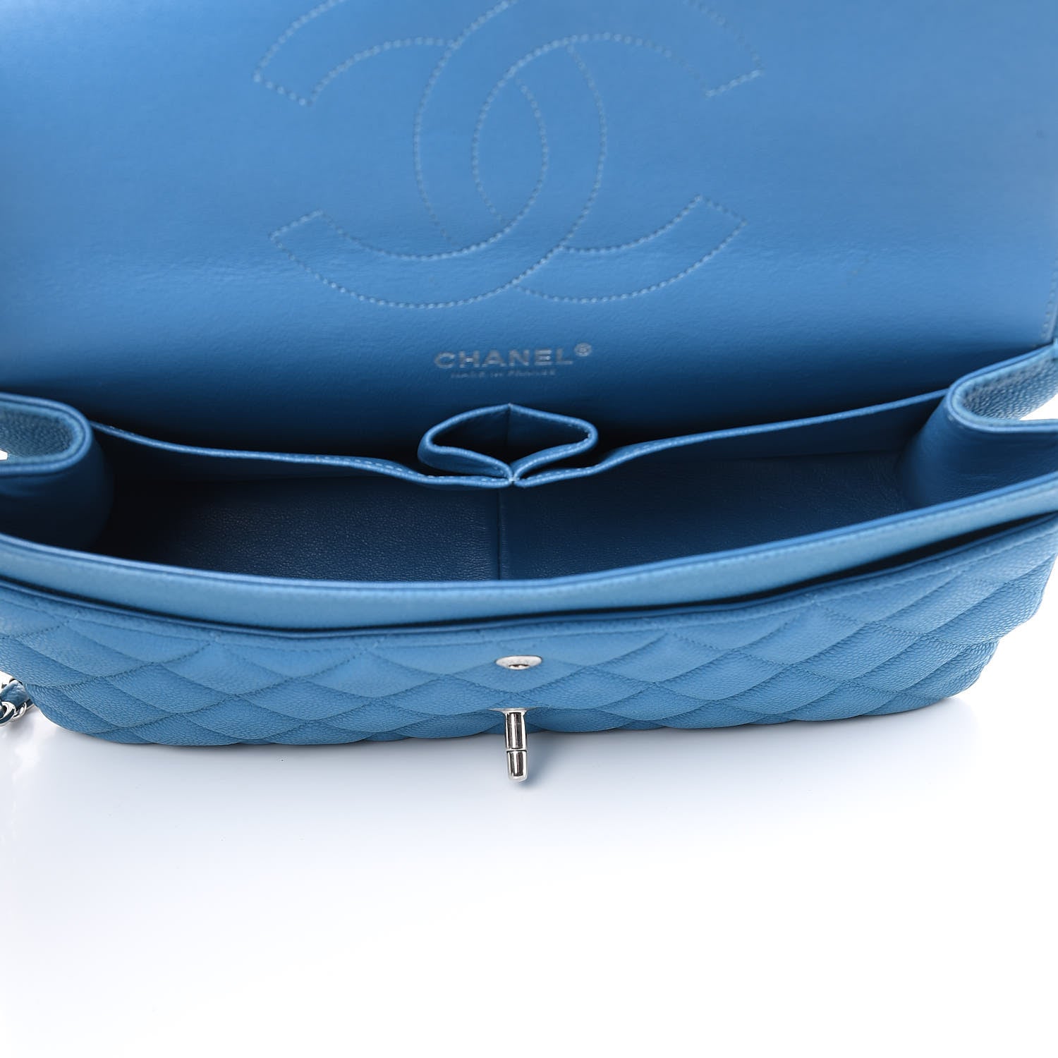 Chanel Iridescent Caviar Quilted Jumbo Double Flap Blue 5 of 13