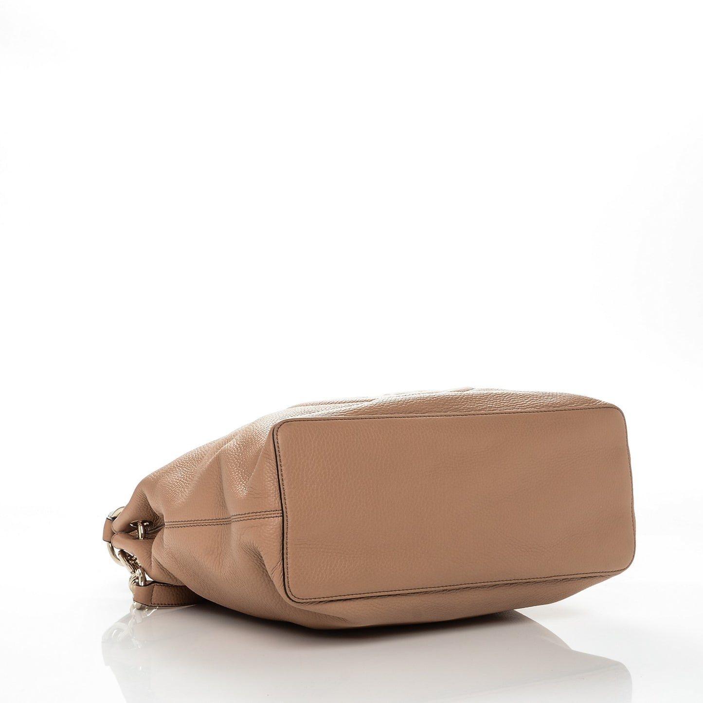 Pebbled Calfskin Large Soho Hobo Camelia