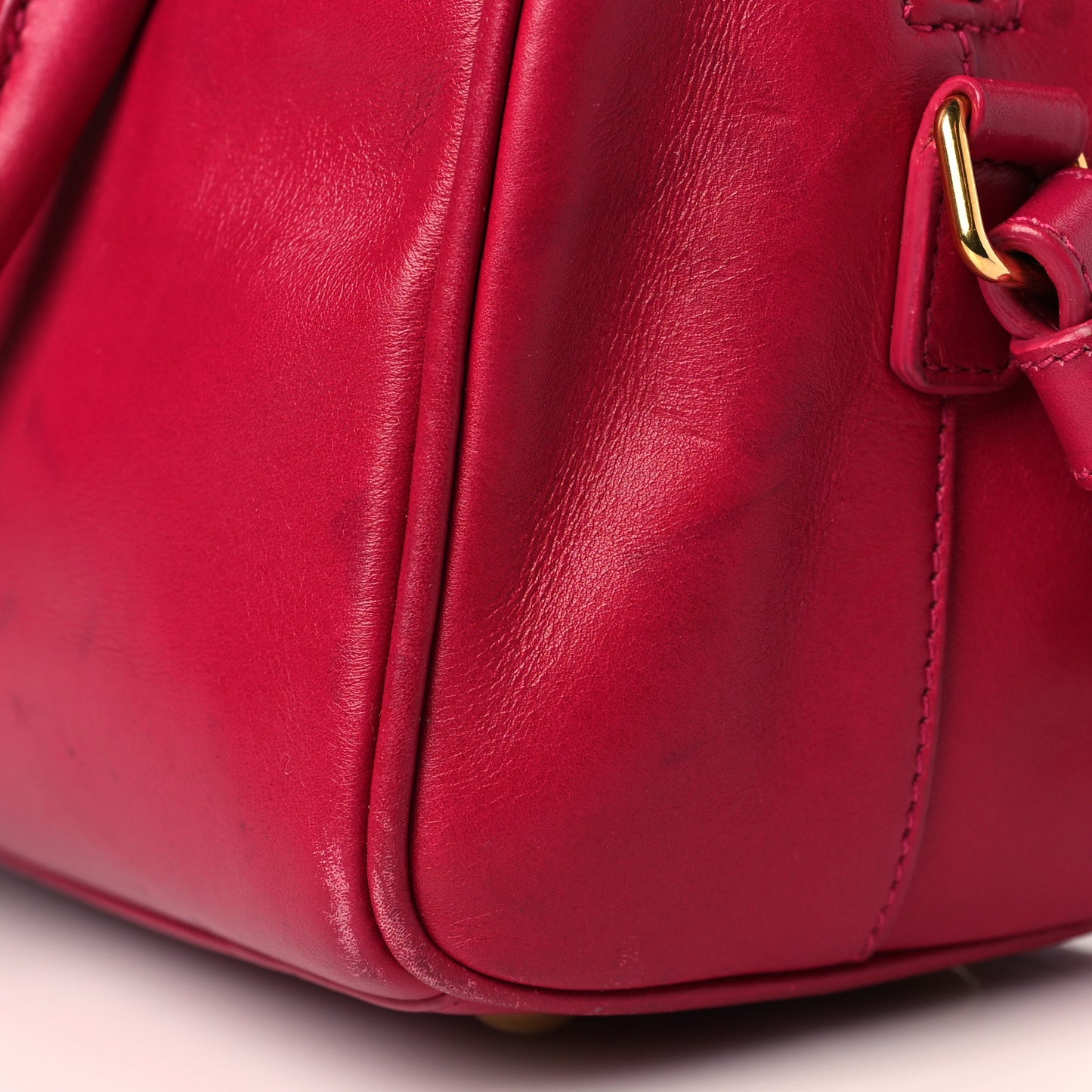 Calfskin Classic Duffle Fuchsia