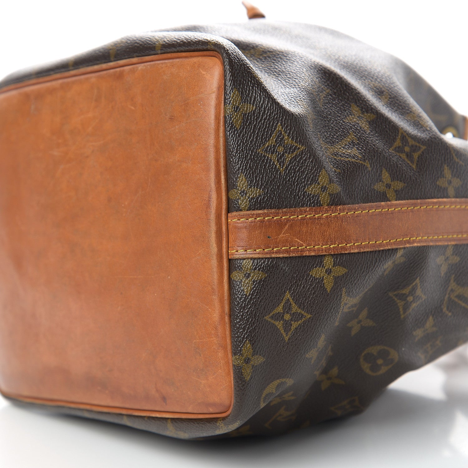 Louis Vuitton Monogram Petit Noe 13 of 15