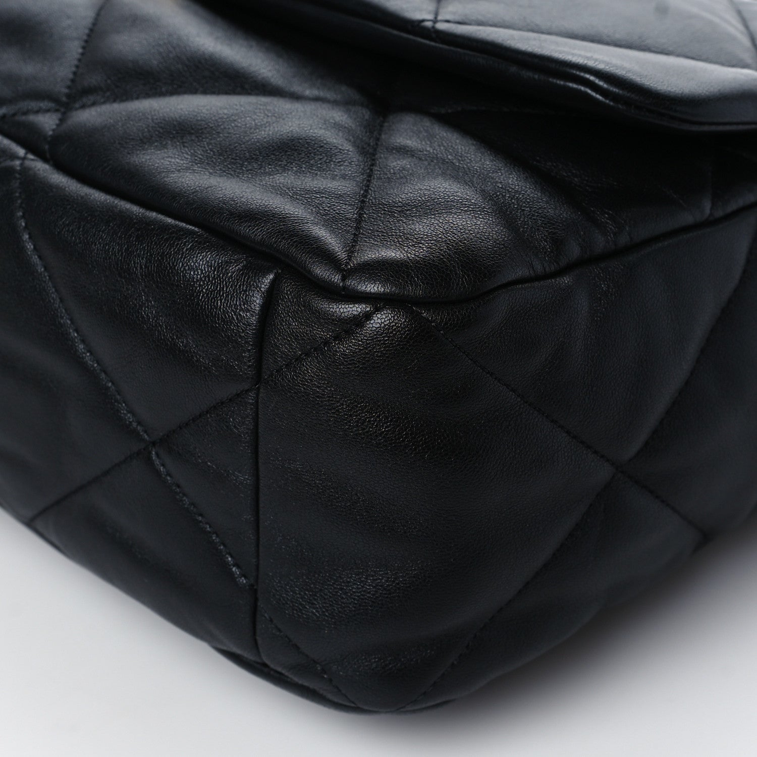 Chanel Lambskin Quilted Maxi Chanel 19 Flap Black 10 of 10