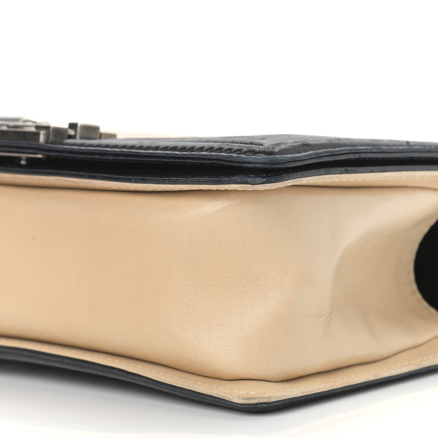 Lambskin Quilted Medium Boy Flap Black Beige