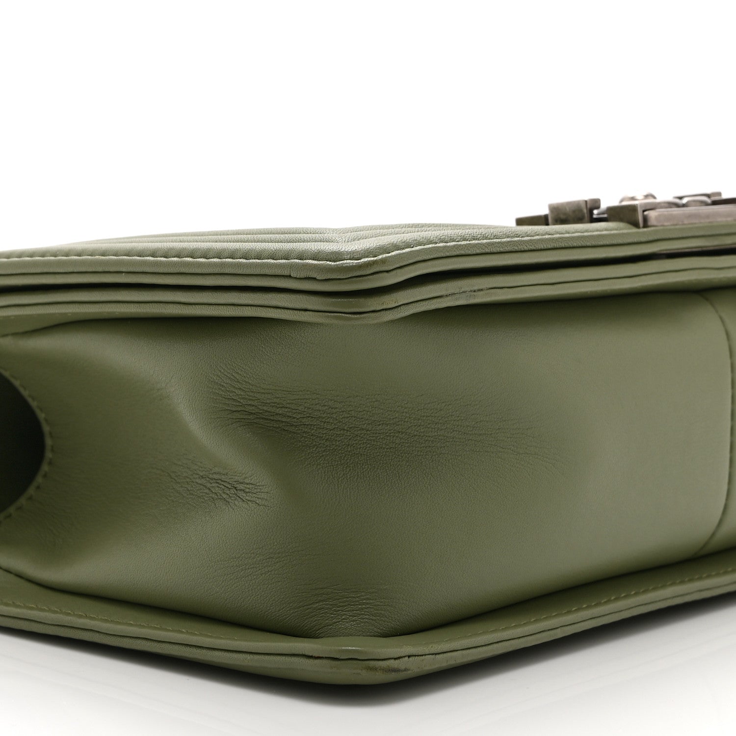 Chanel Calfskin Chevron Quilted Medium Boy Flap Green 9 of 10