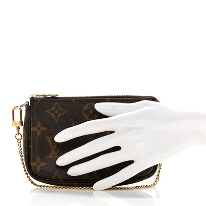 Louis Vuitton Monogram Mini Pochette Accessories 2 of 8