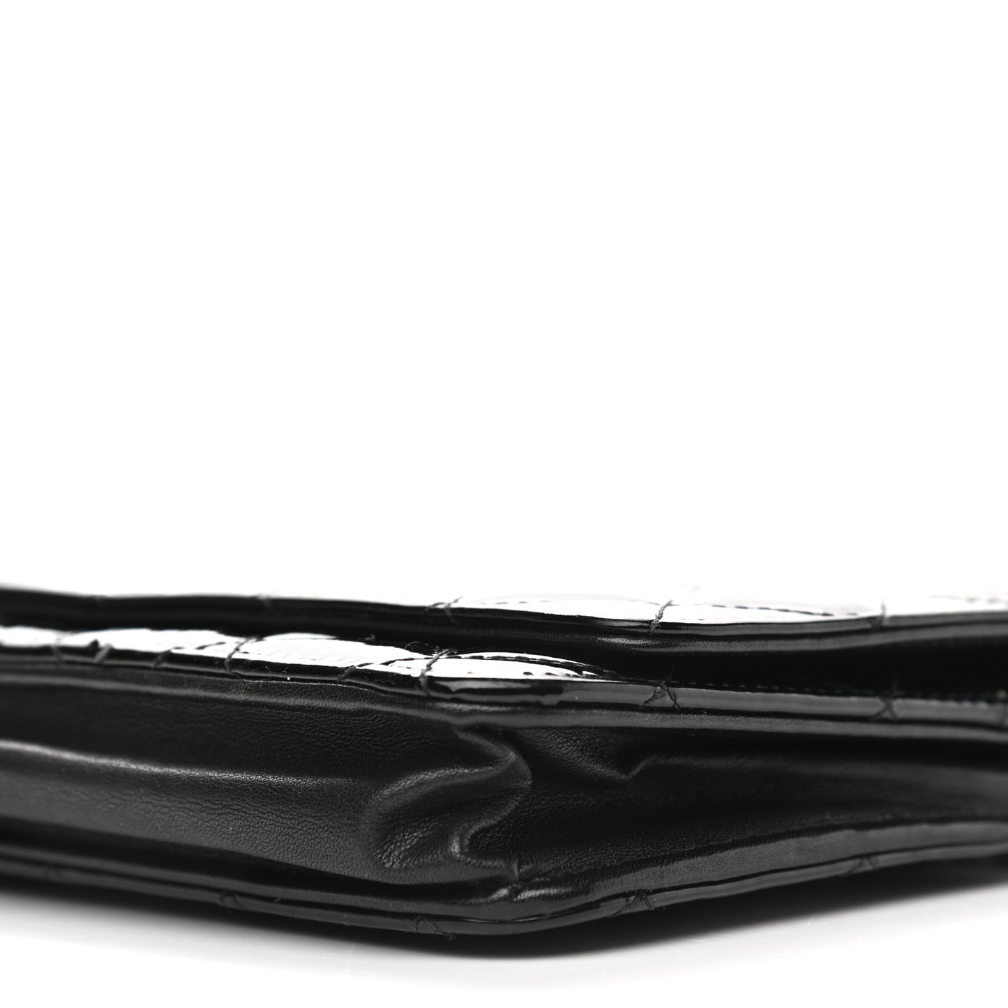 Patent Quilted Wallet On Chain WOC Black
