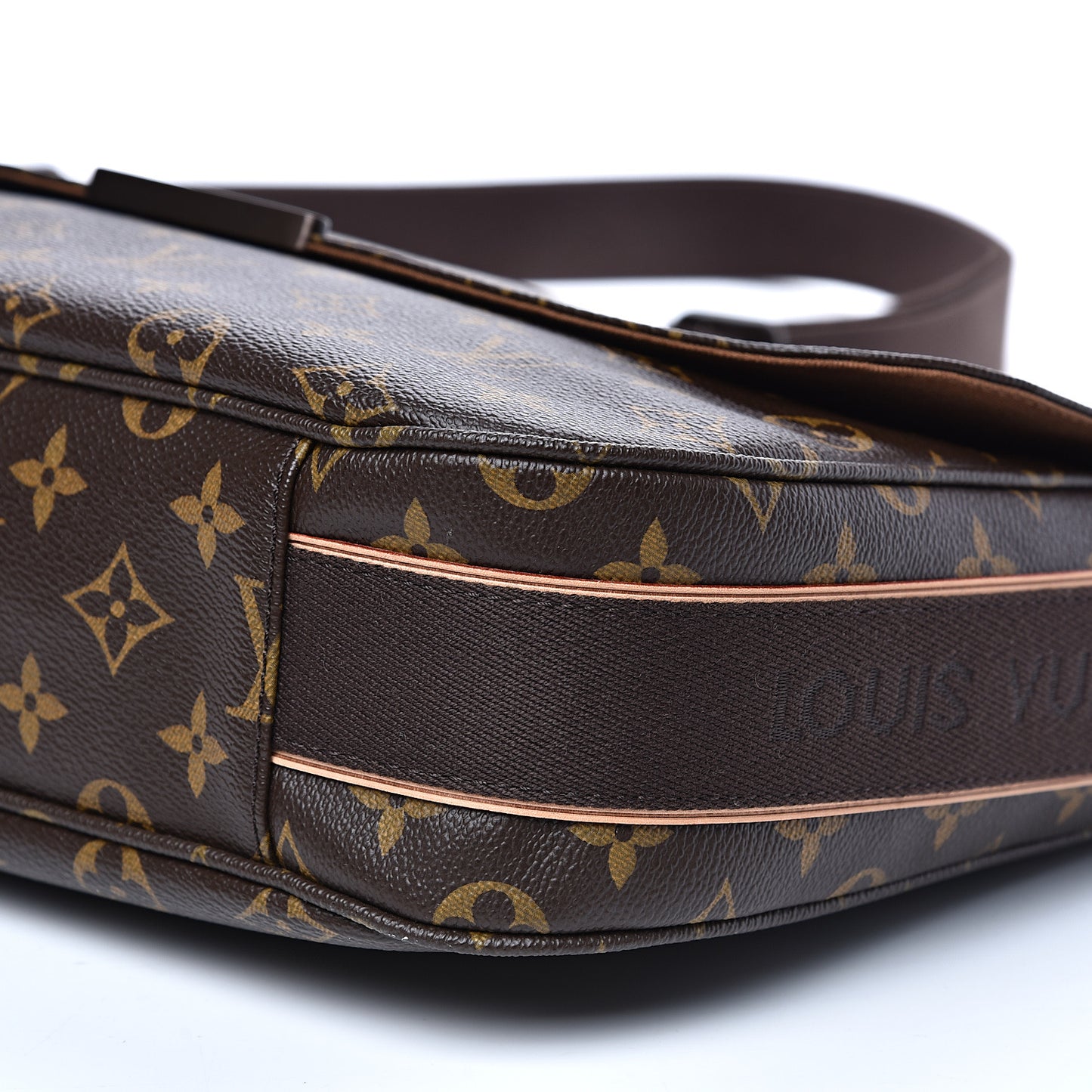 Monogram Beaubourg MM Messenger Bag