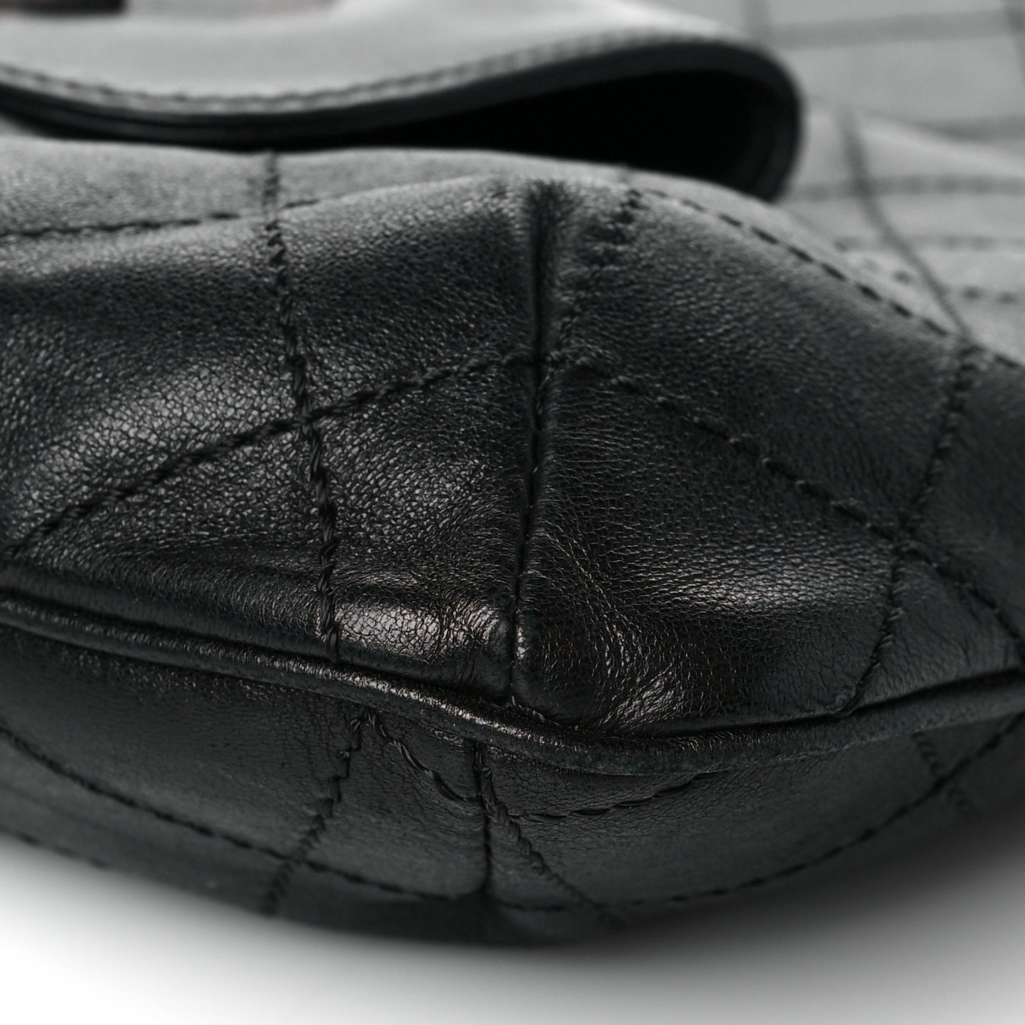 Calfskin Stitched CC Flap Clutch Black