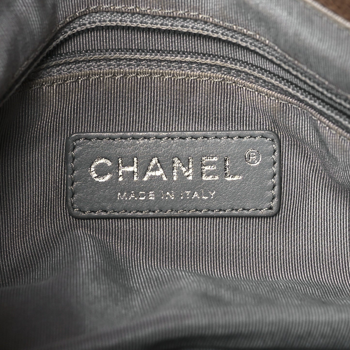 Caviar Quilted Medium Elastic Flap Brown
