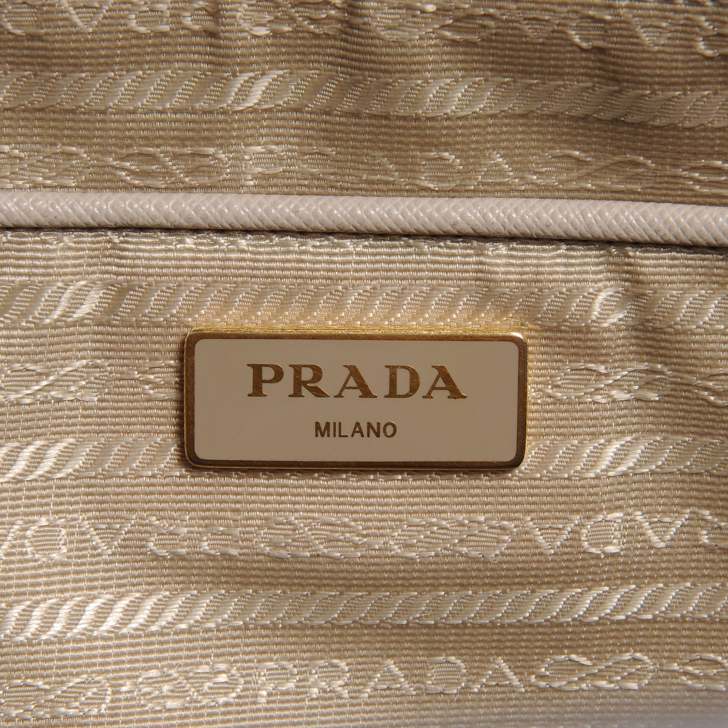 Saffiano Lux Small Tote BN2438 Pomice Argilla
