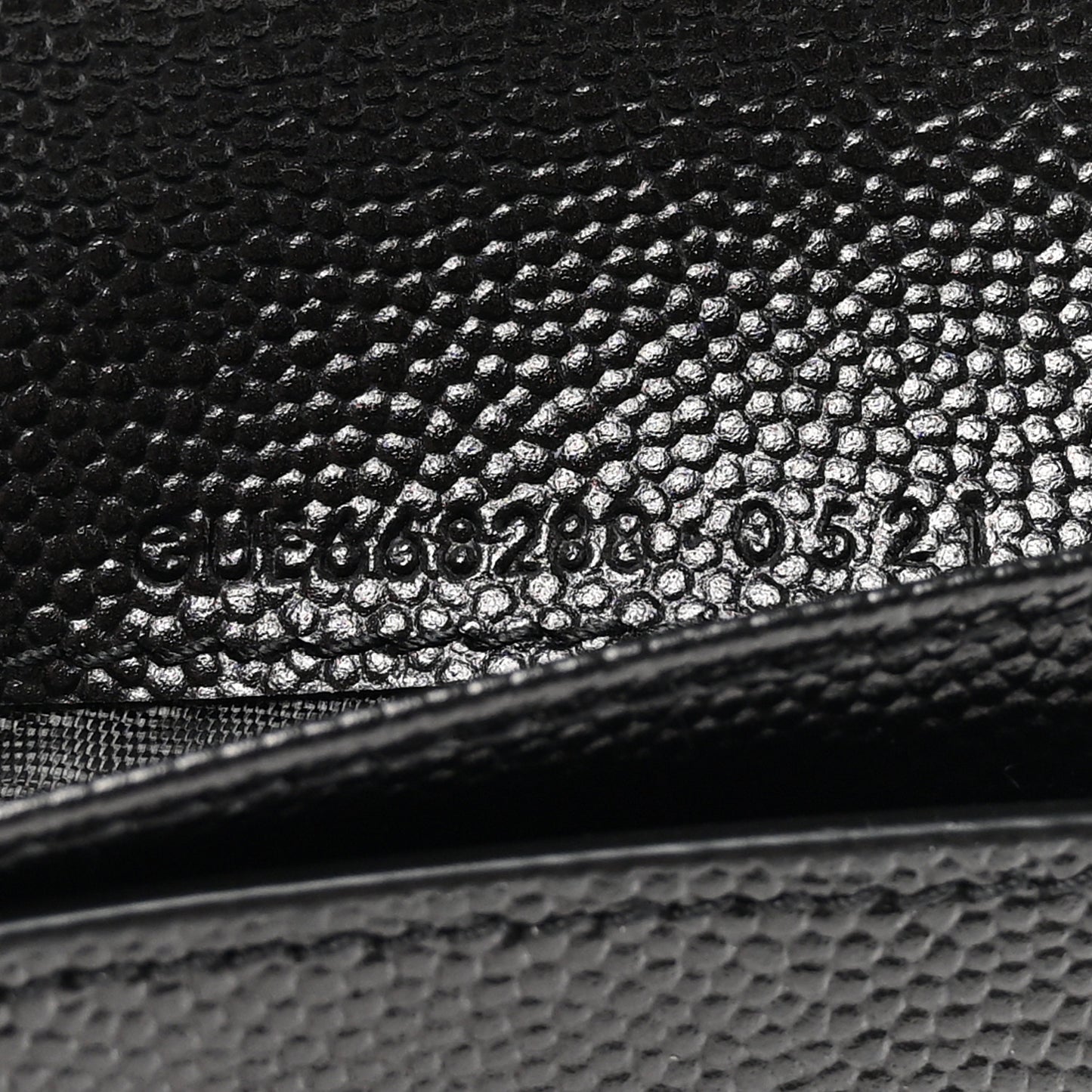 Grain De Poudre Matelasse Chevron Monogram Compact Zip Around Wallet Black