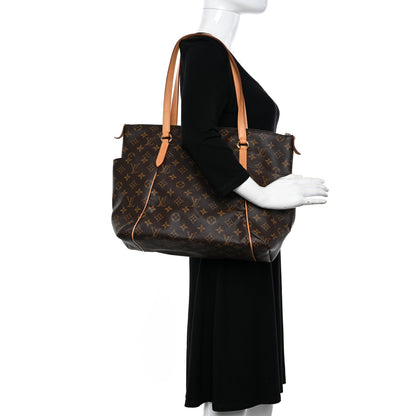 Louis Vuitton Monogram Totally MM 2 of 14