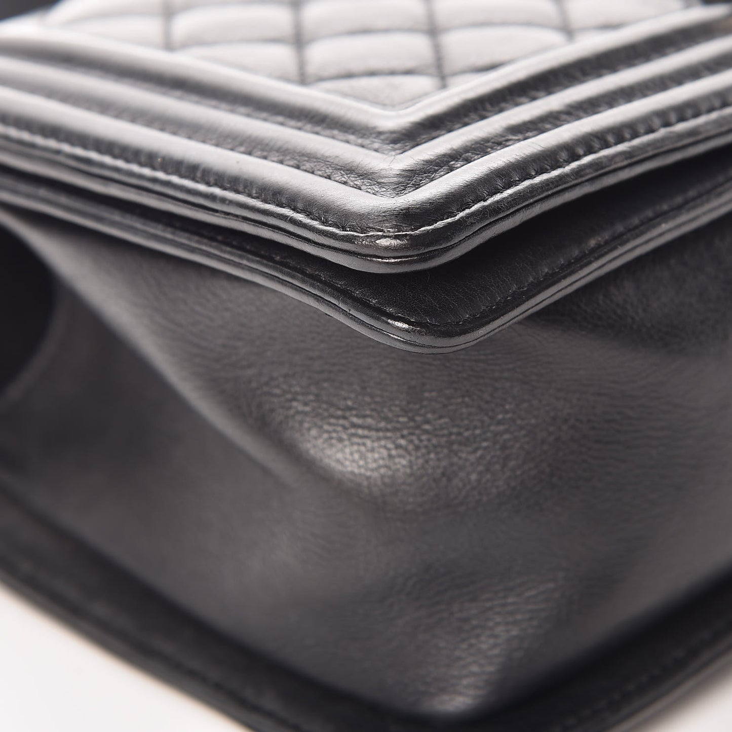 Calfskin Quilted Medium Boy Flap Black