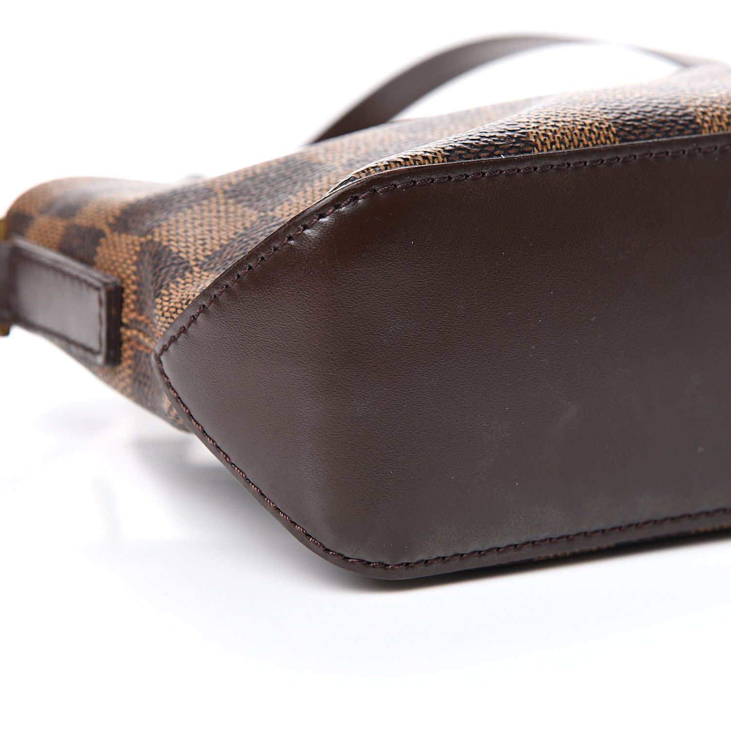 Louis Vuitton Damier Ebene Trotteur 8 of 9