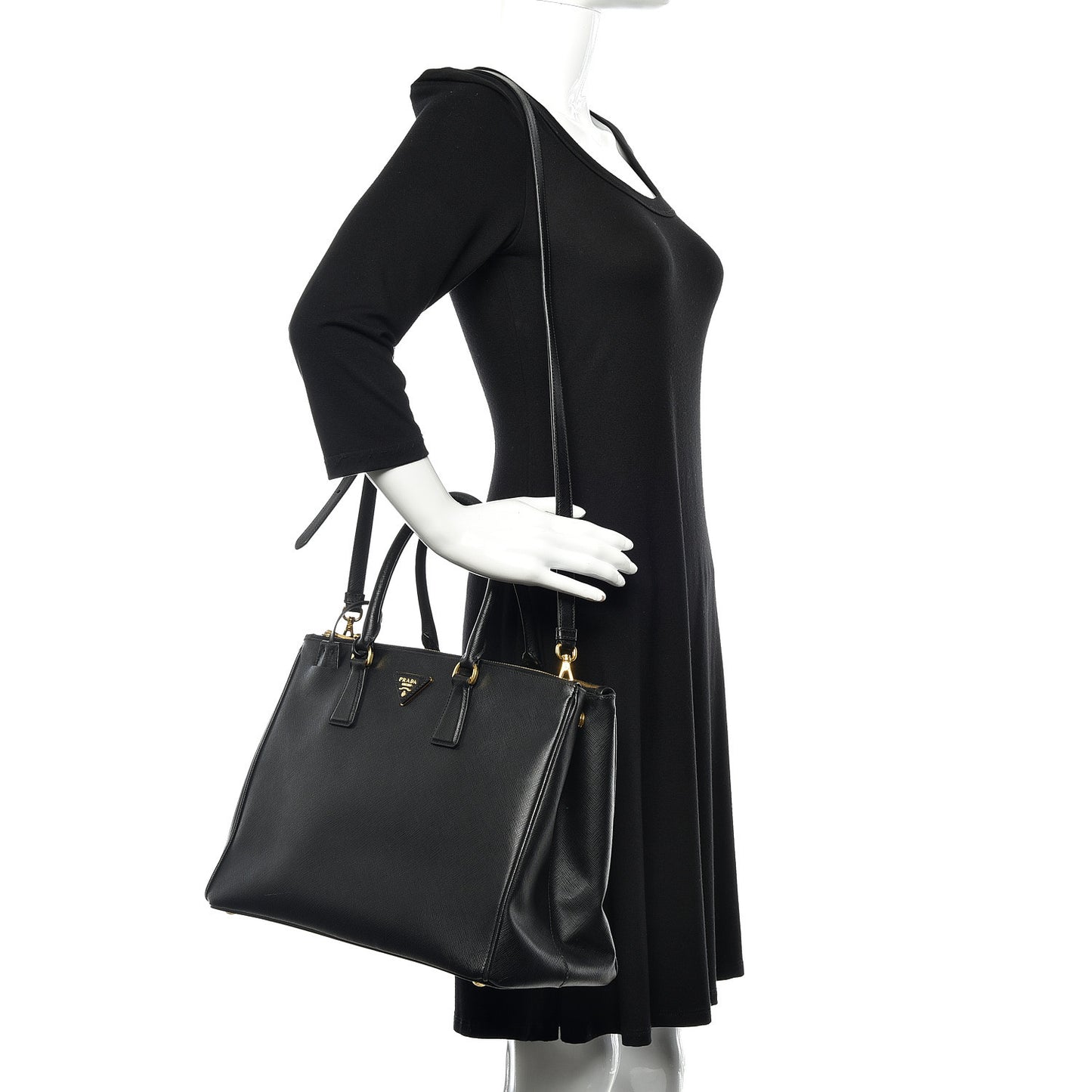 Saffiano Large Galleria Double Zip Tote Black