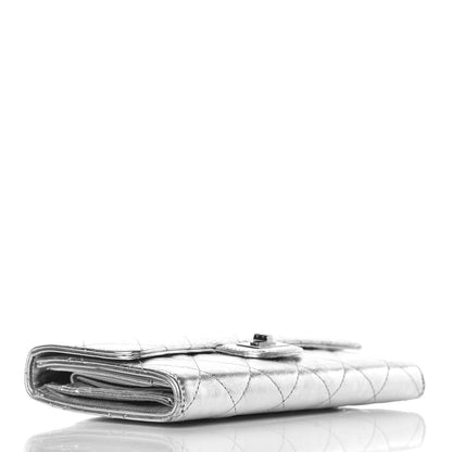Chanel Metallic Aged Calfskin Quilted 2.55 Reissue Wallet Light Silver 4 of 9