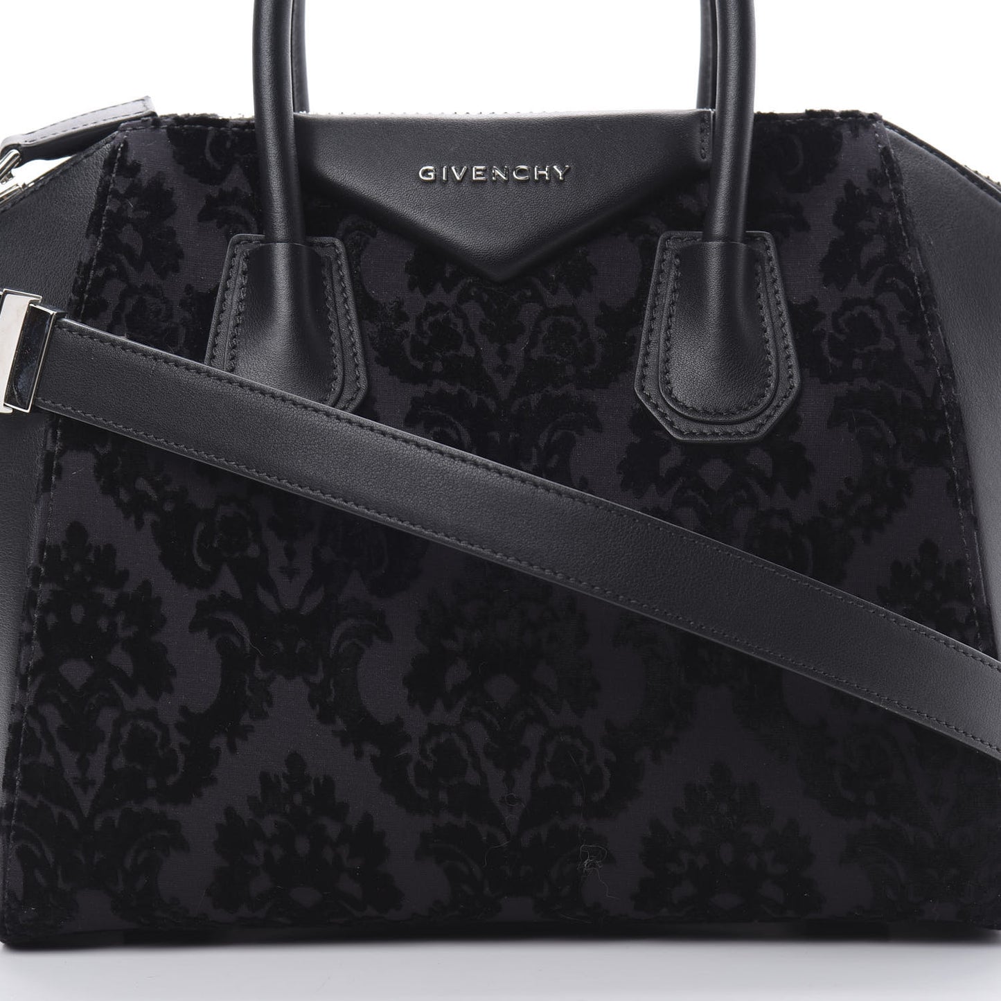 Calfskin Velvet Small Devoree Antigona Black
