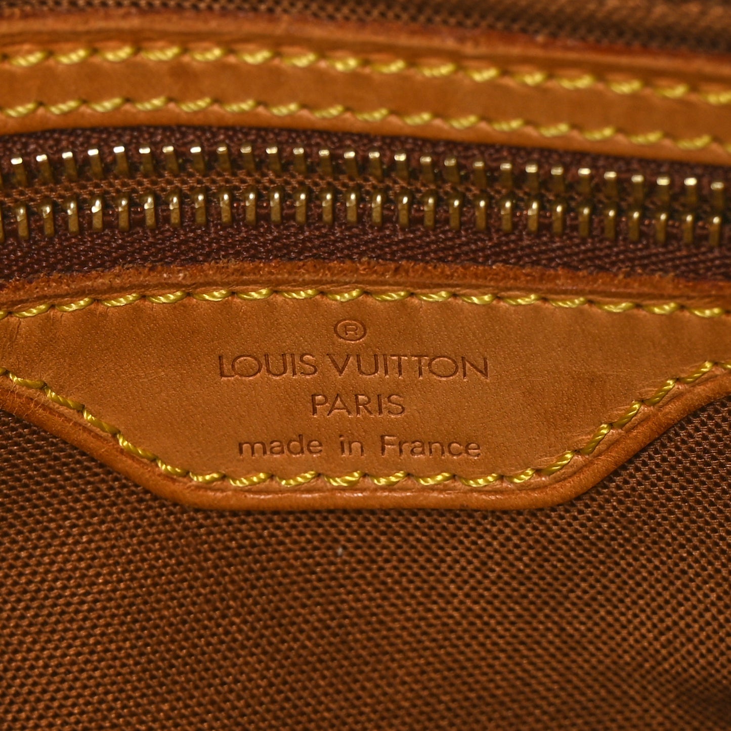 Monogram Trotteur