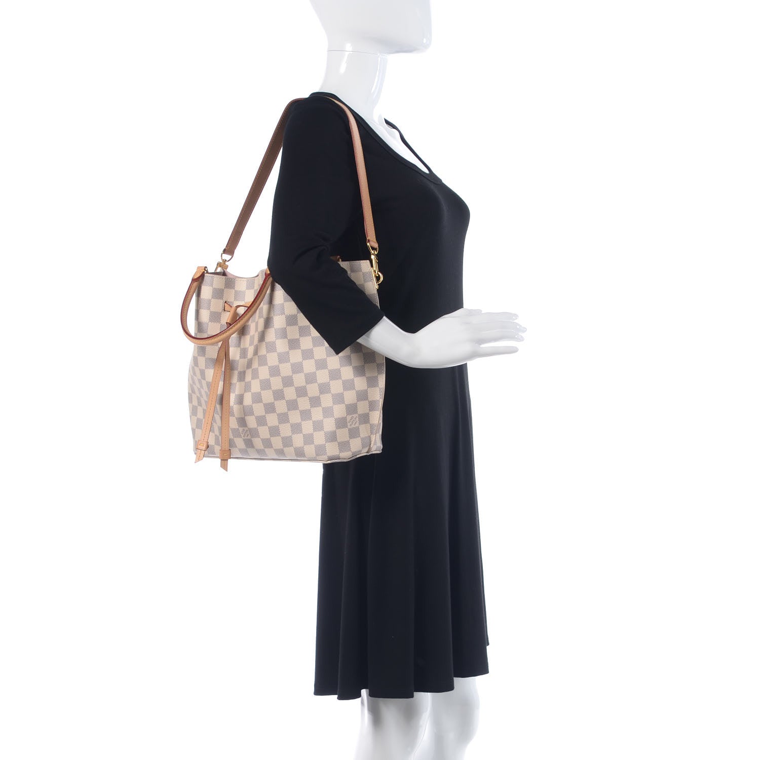 Louis Vuitton Damier Azur Girolata 3 of 15