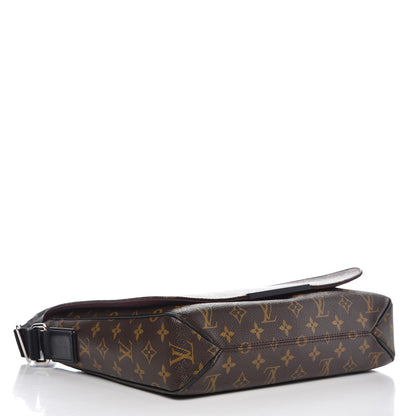 Louis Vuitton Monogram Macassar District MM 4 of 11