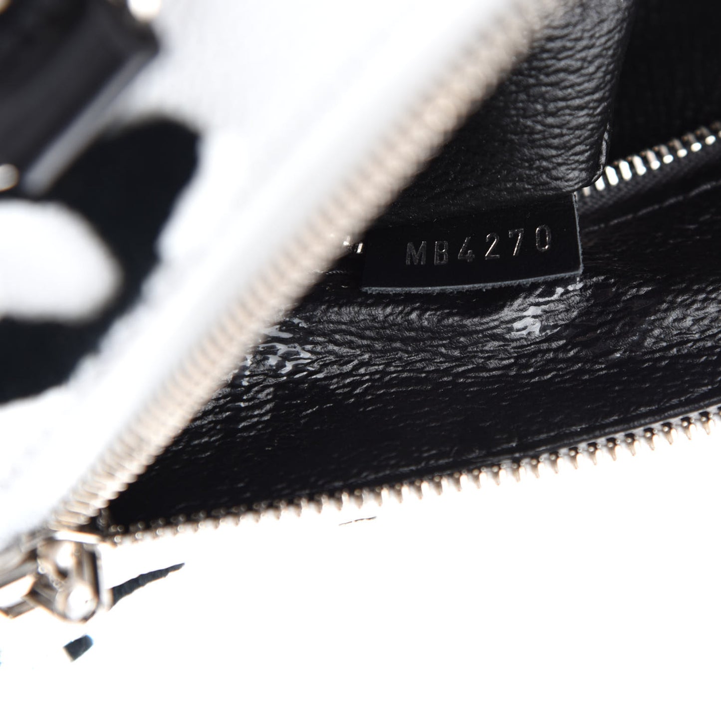 X UF Tufted Monogram Speedy Bandouliere 25 White Black