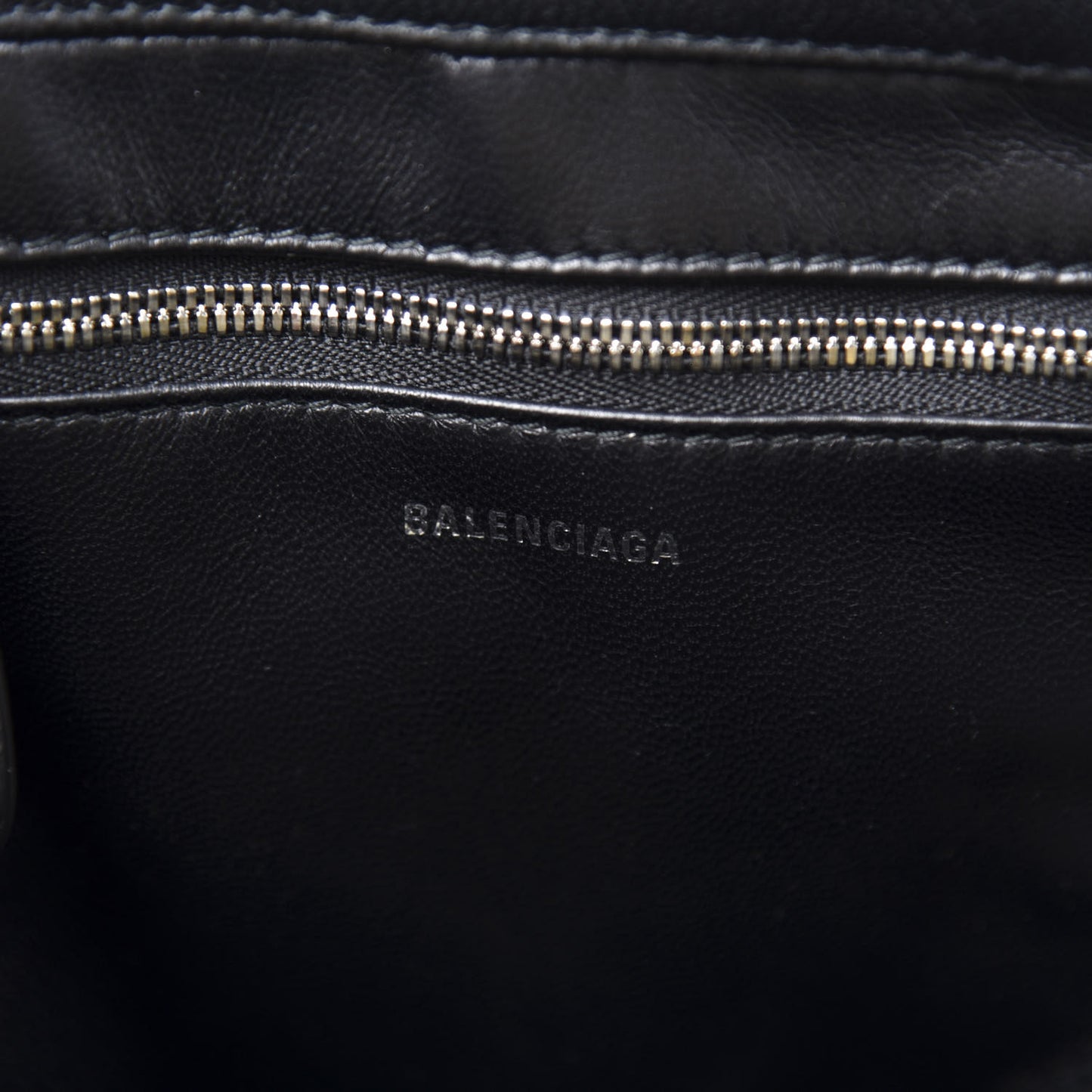Shiny Day Calfskin Logo XS Triangle Duffle Jaune Black