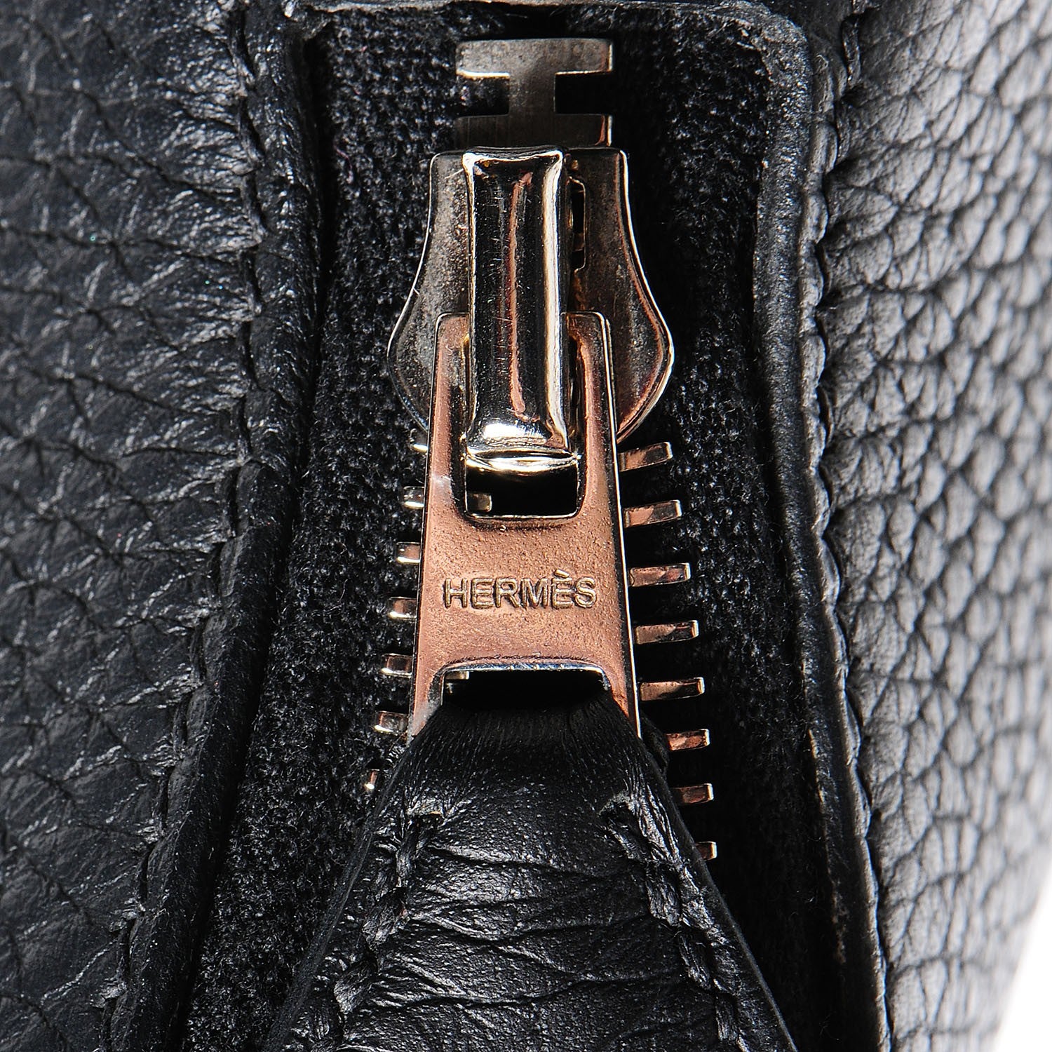 Hermes Taurillon Clemence Bolide 35 Black 5 of 18