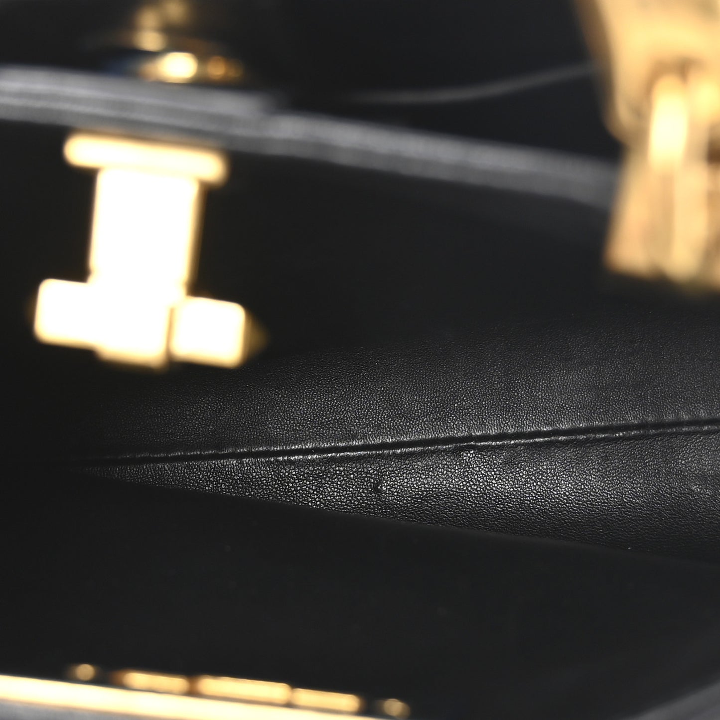 Nappa Small Roman Stud The Handle Bag Black
