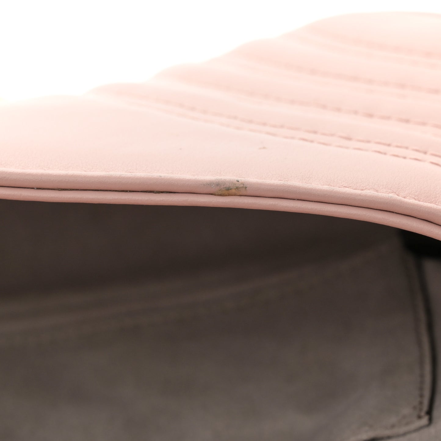 Calfskin Matelasse Mini GG Marmont Shoulder Bag Perfect Pink