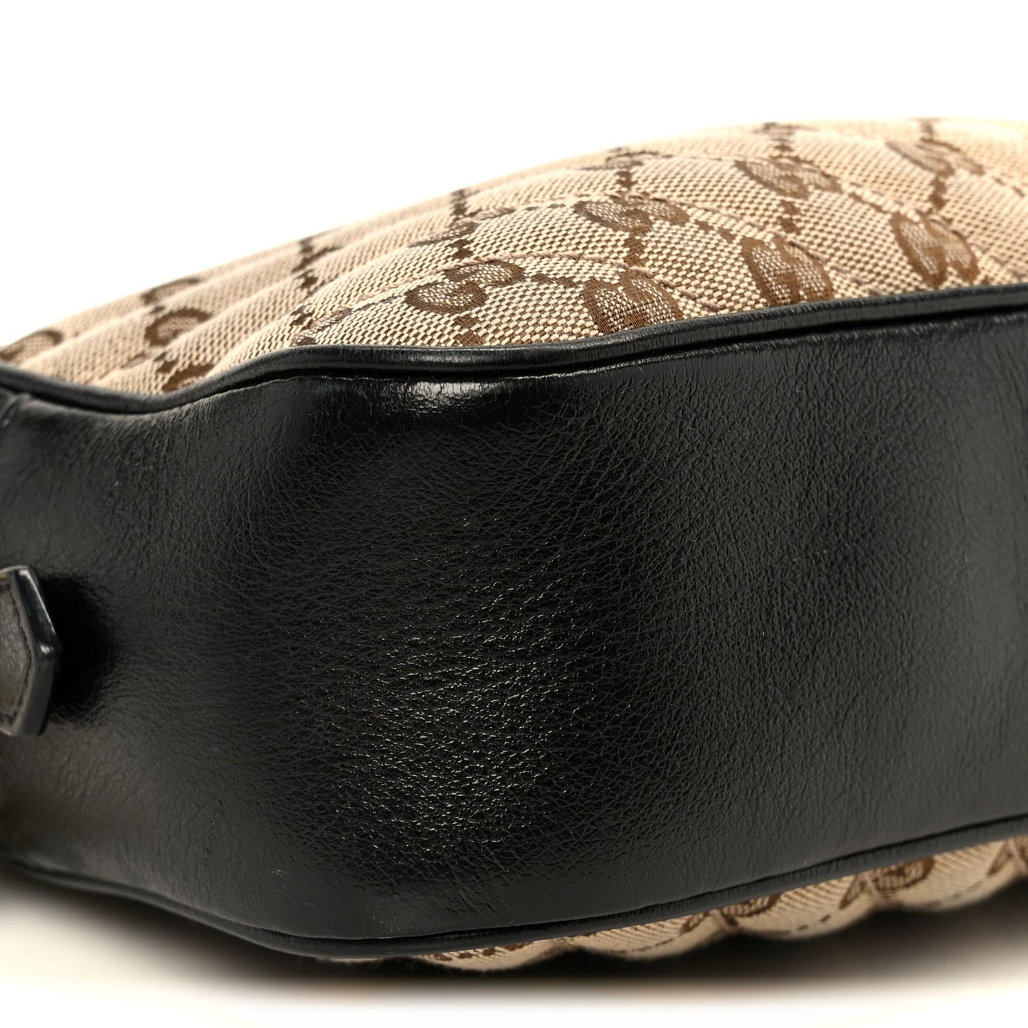 Monogram Matelasse Diagonal Small GG Marmont Chain Shoulder Bag Beige Black