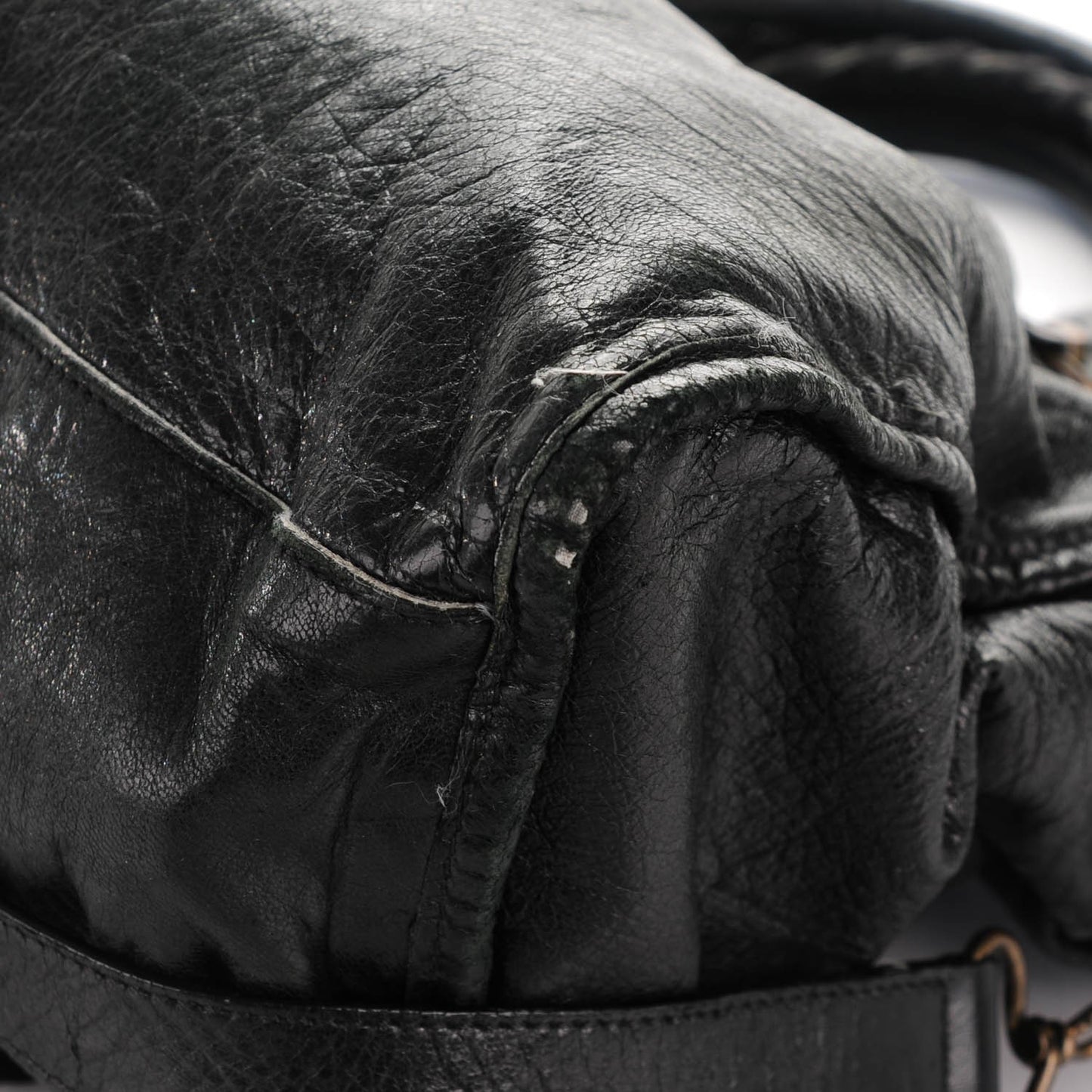 Chevre Classic Hardware City Black
