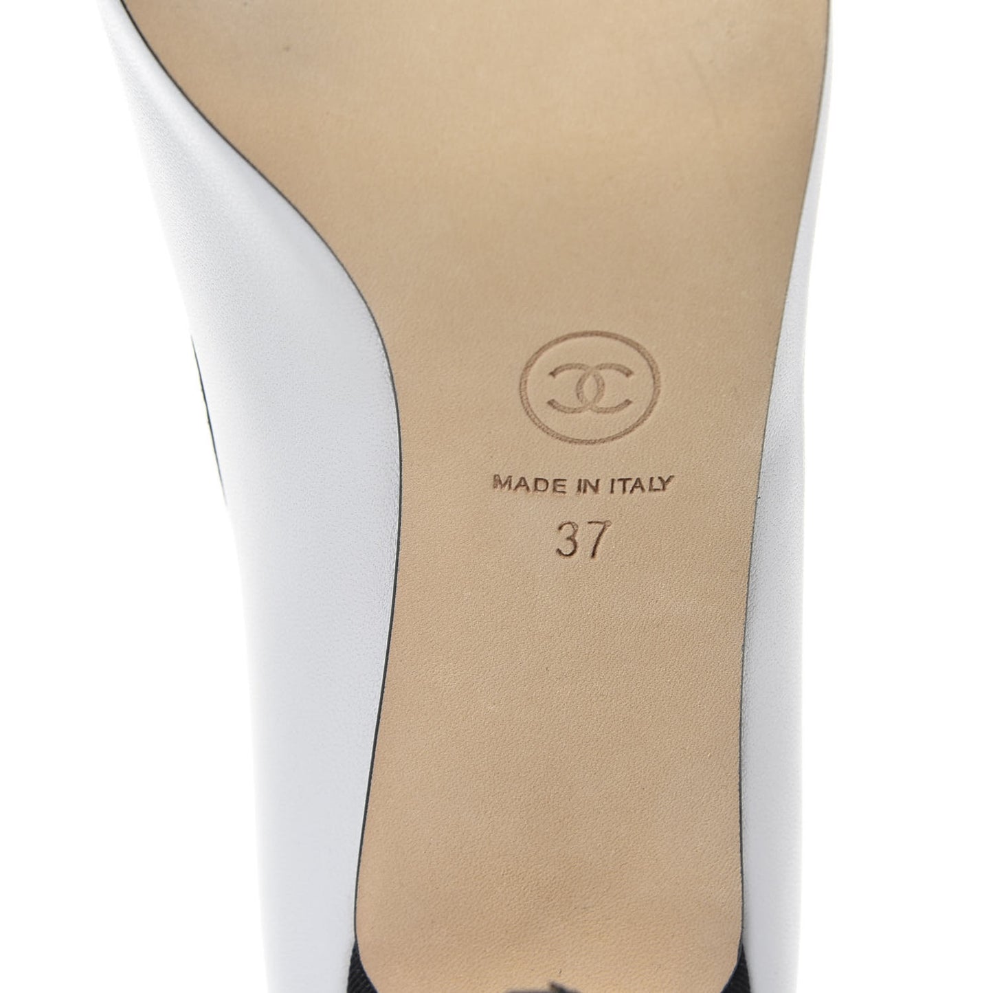 Lambskin Grosgrain Cap Toe CC Pumps 37 White Black