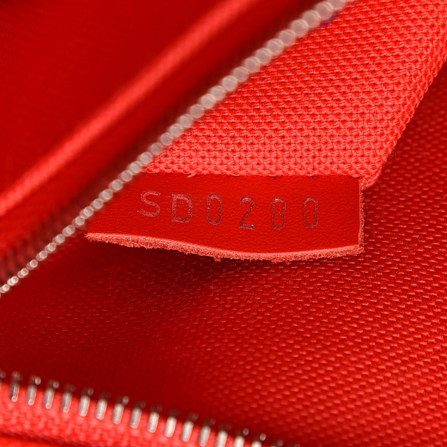 Monogram Escale Onthego GM Rouge