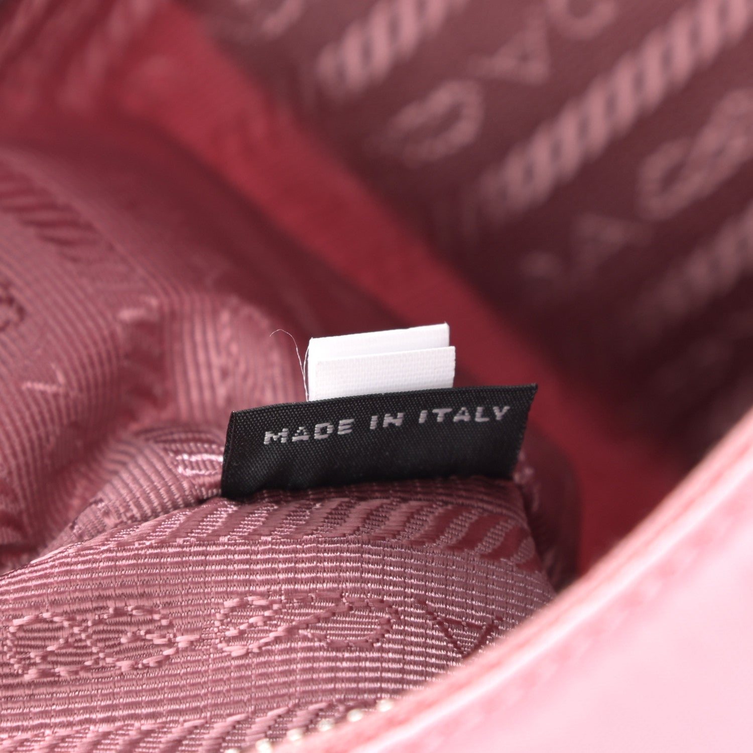 Prada Nylon Re-Edition 2005 Shoulder Bag Rosa 7 of 13