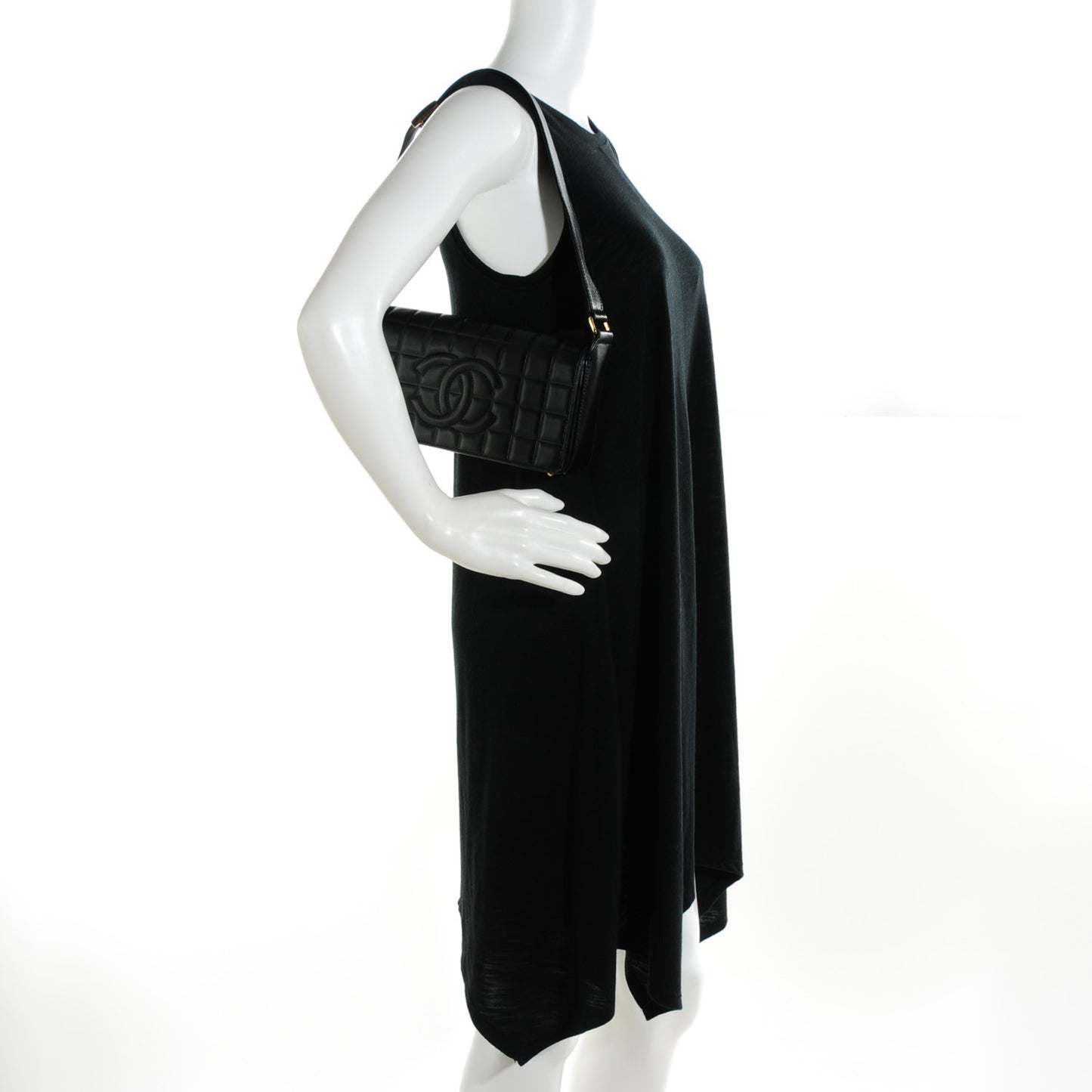 Lambskin Quilted CC Chocolate Bar Flap Black