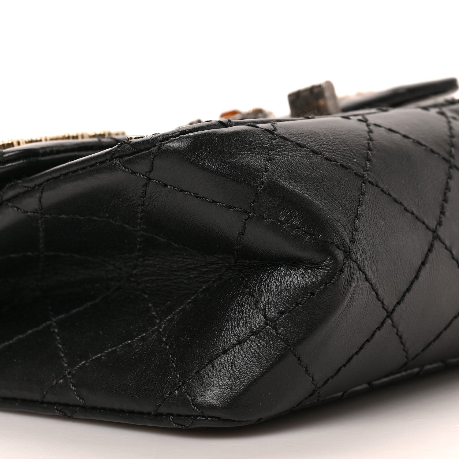 Chanel Aged Calfskin Lucky Charms 2.55 Reissue 224 Flap Black 7 of 8