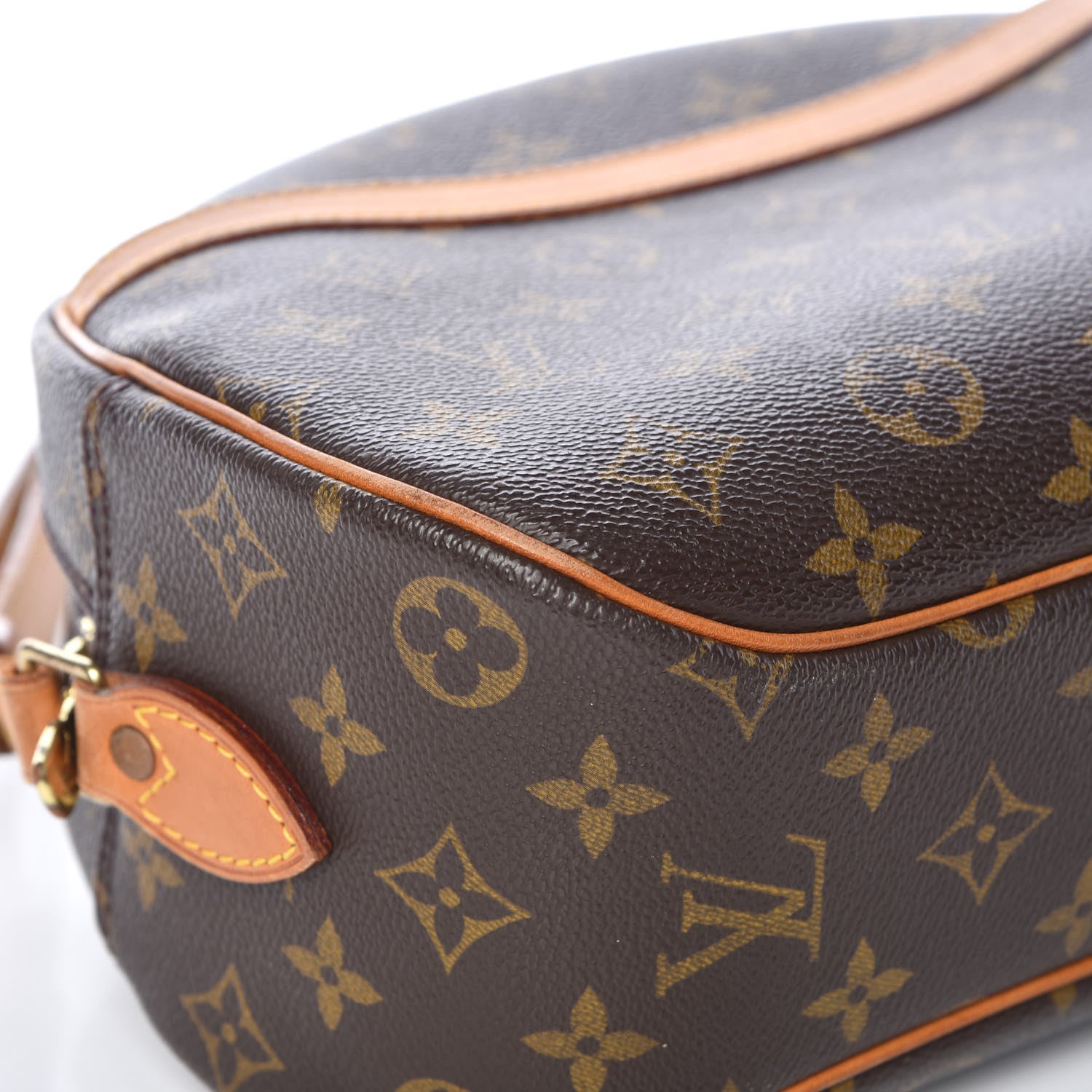 Louis Vuitton Monogram Blois 9 of 13