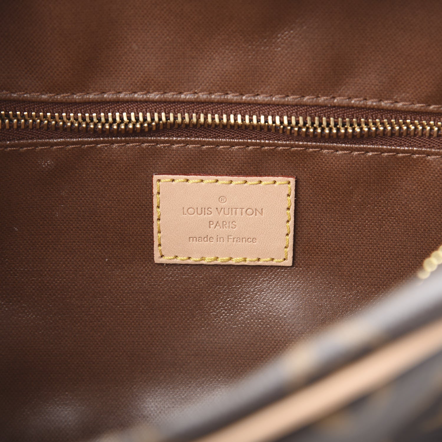 Louis Vuitton Monogram Toiletry Bag 25 6 of 12