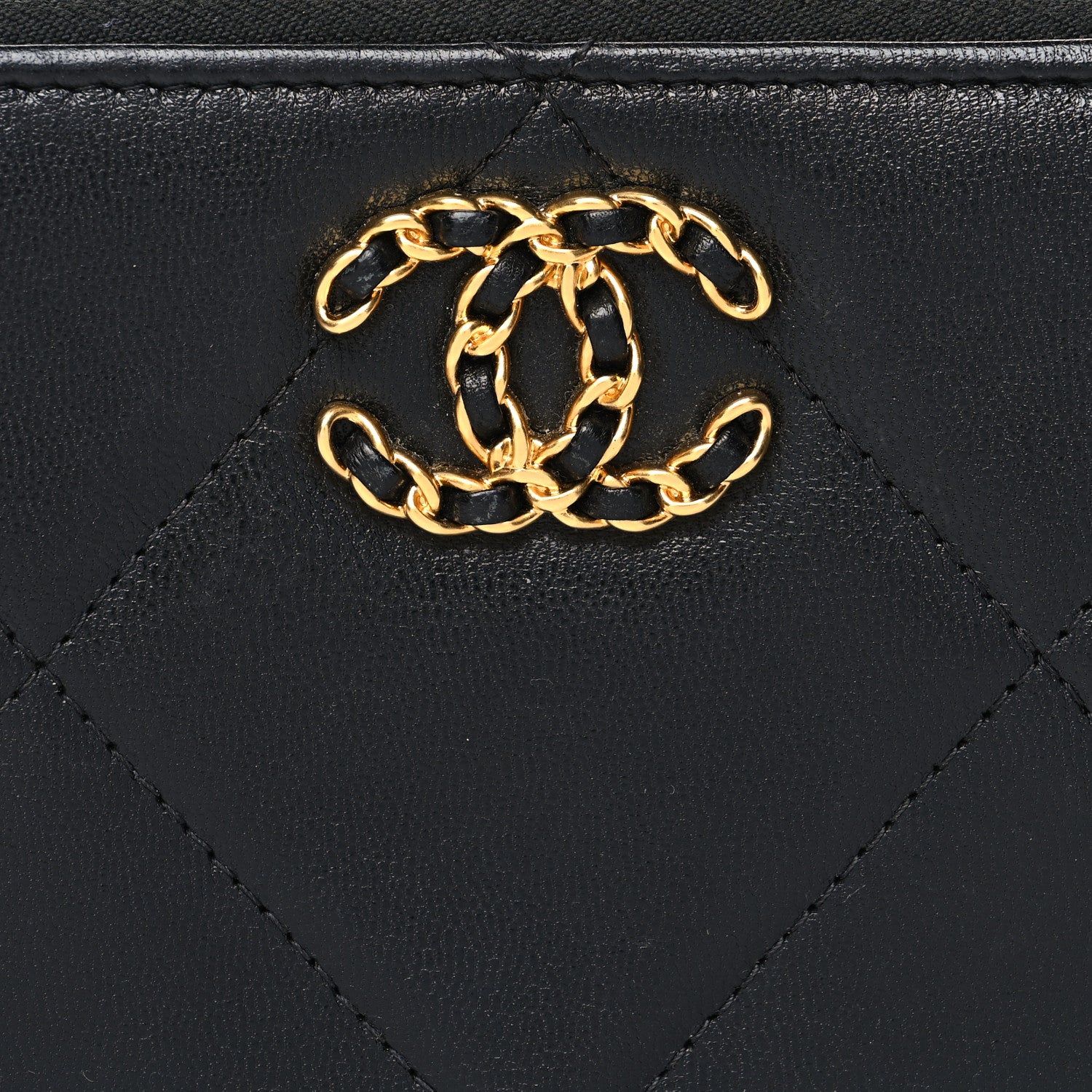Chanel Lambskin Quilted 19 Zipped Wallet Black 11 of 13